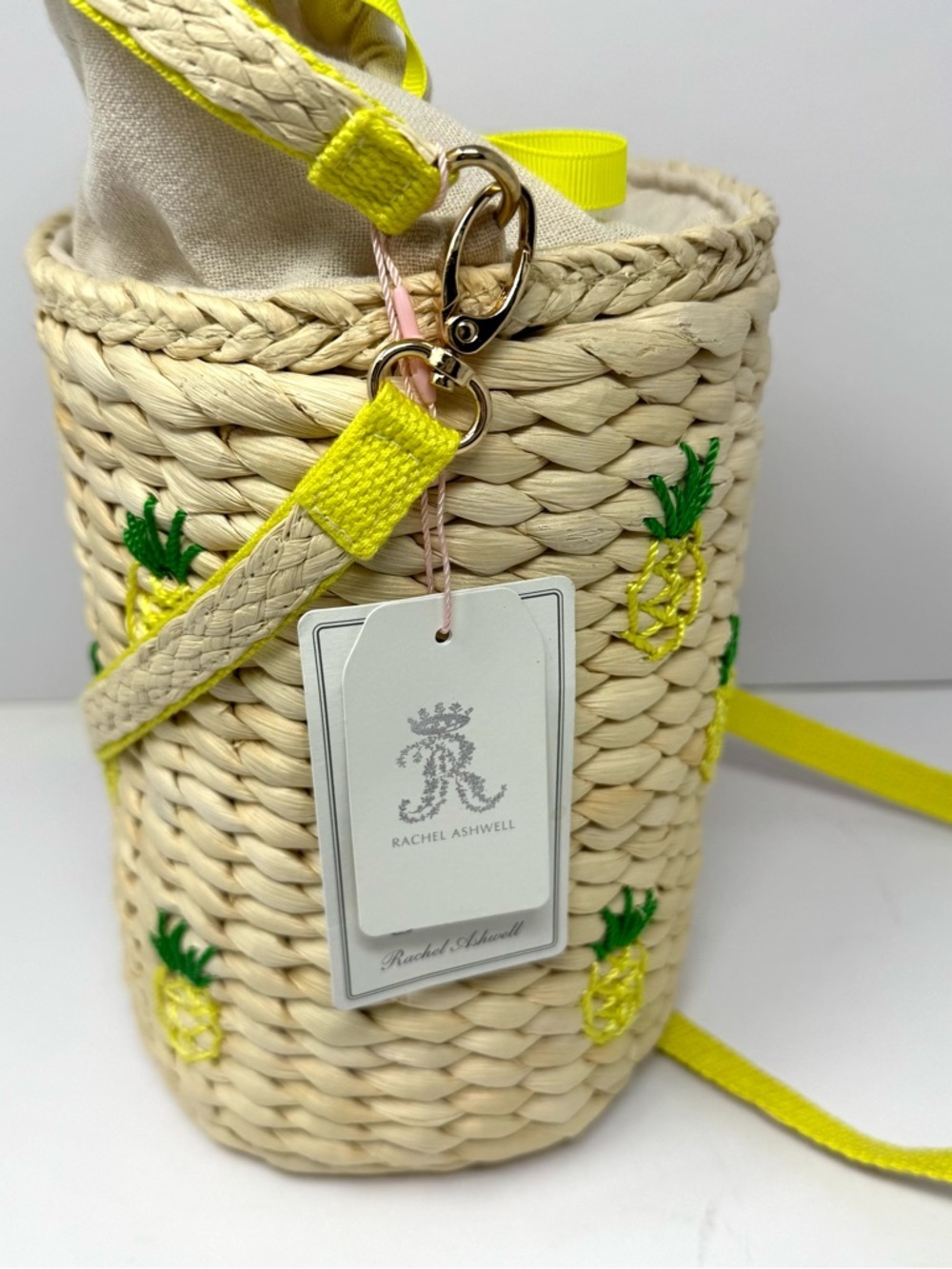 NEW Rachel Ashwell Pineapple Straw Bucket Drawstring Bag Purse  Embroidered - Picture 6 of 10
